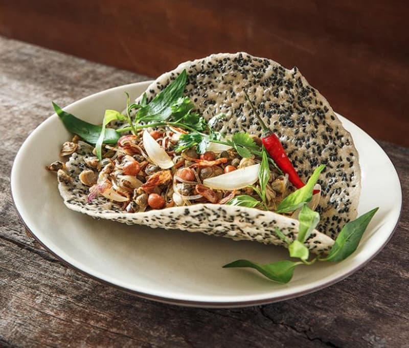 Trang-me-nho-nuong-chin-small-toasted-sesame-rice-paper-nong-san-cao-cap-viet-farm-food-093-8828-553-5