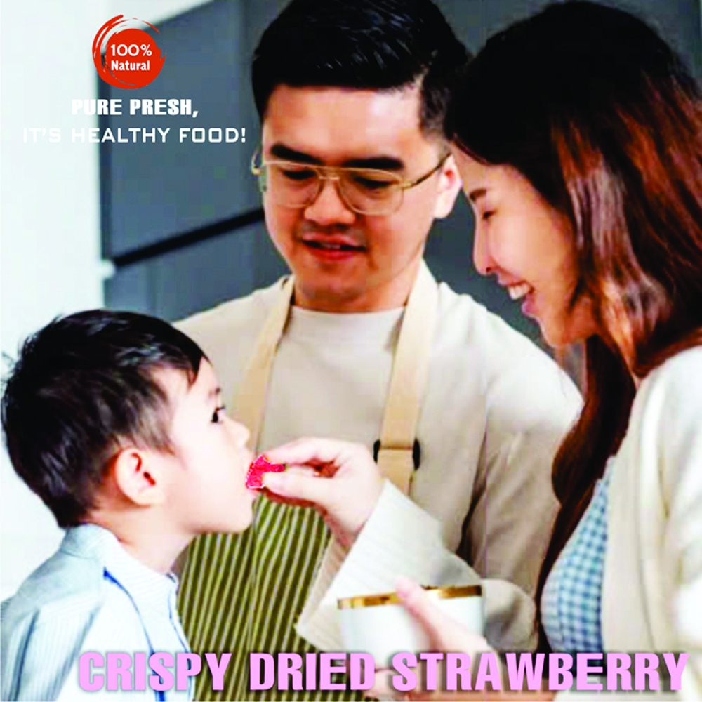 CRISPY DRIED STRAWBERRIES 2.47oz (70g) VIETFARMFOOD: Freeze-dried, No Sugar Added, Naturally Sweet, Rich in natural nutrients, making it a great snack option, Suitable For Snacking Or As A Gift