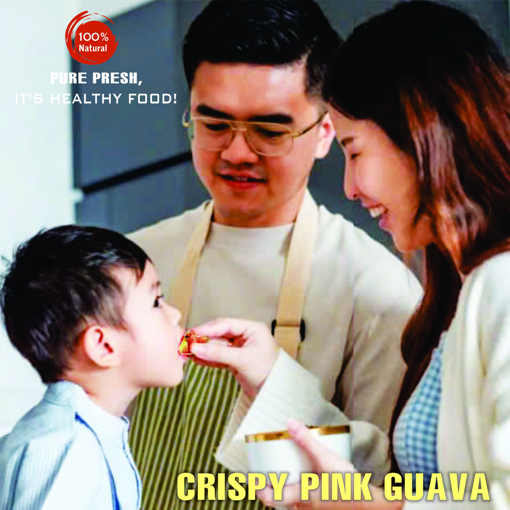 CRISPY DRIED PINK GUAVA 2.47 oz (70g) VIETFARMFOOD: Freeze-dried, No Sugar Added, Naturally Sweet, Convenient Packaging, Many Nutrients Beneficial To Health, Suitable For Snacking Or As A Gift.